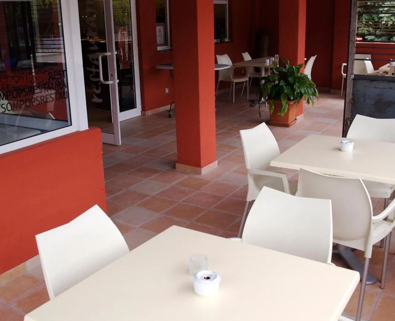 Hostal Totsompops Colera Gasthof