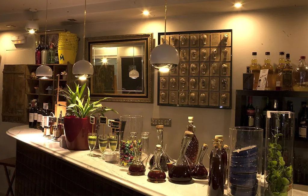 Hostal Totsompops Colera