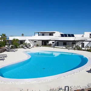 Mana Ecoretreat 5* Las Breñas